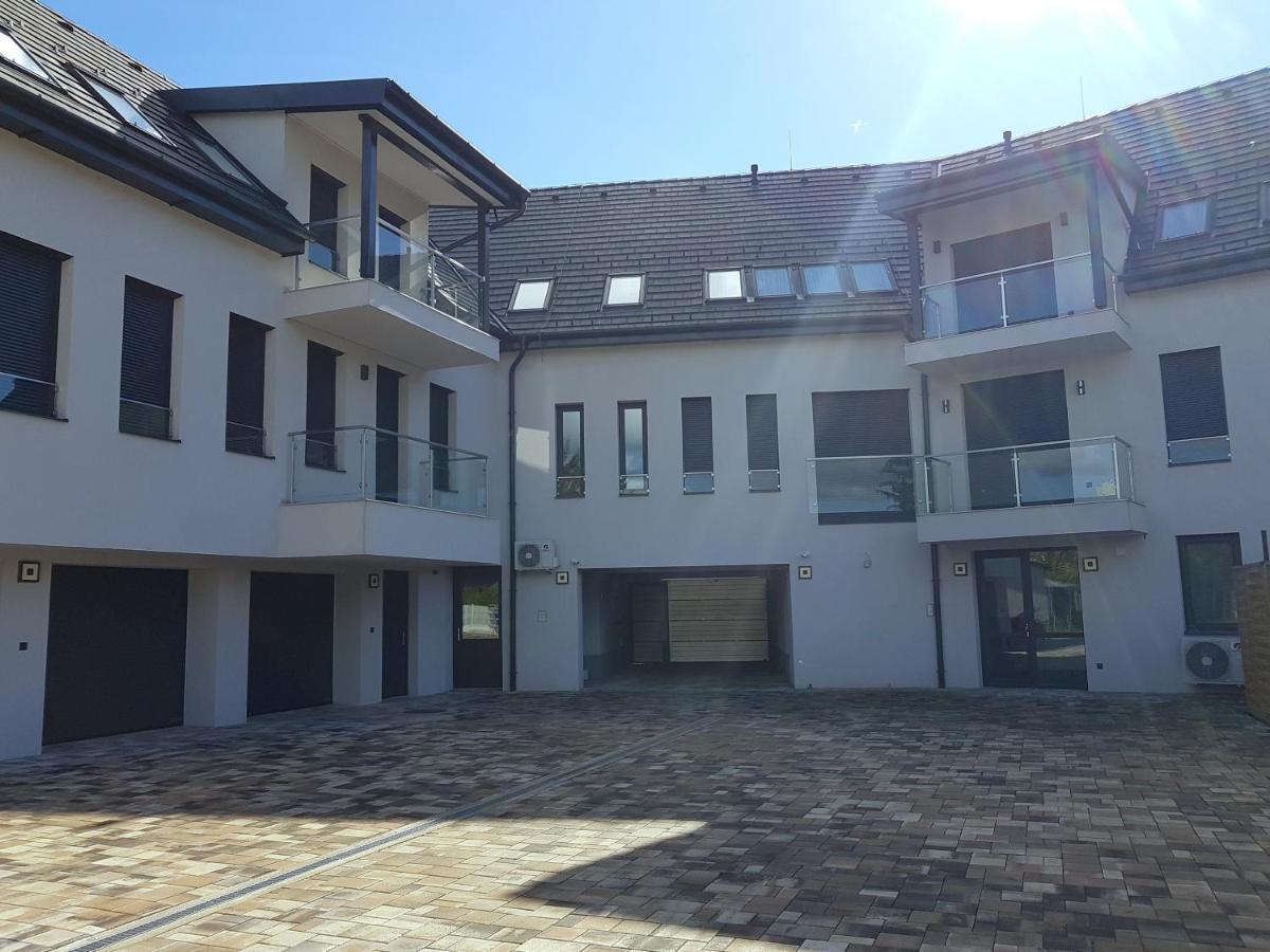 Silver Lodge Apartment 1 Eger Eksteriør billede