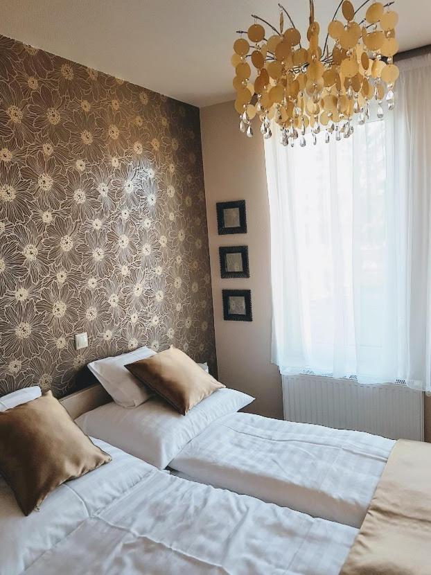 Silver Lodge Apartment 1 Eger Eksteriør billede